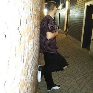 Meet your Posher, Jay